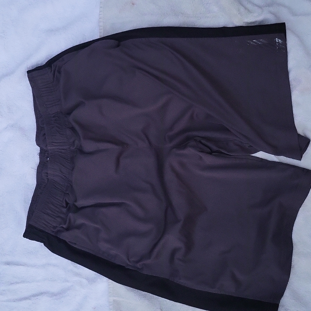 Basketball shorts